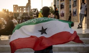 وسط تقارير بشأن توطين فلسطينيين.. نيويورك تايمز: إسرائيل تصبح أول دولة تعترف بـ”أرض الصومال”