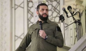 نيويورك تايمز: تحوّلُ مُقاتل.. هل يستطيع أحمد الشرع أن يغيّر سوريا كما غيّر نفسه؟