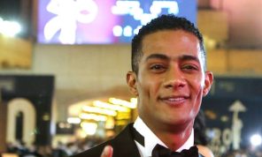 محمد رمضان يوثّق تكريمه في فرنسا بجائزة الفنون- (فيديو)