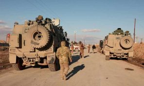 الجيش السوري يفكك كمية ضخمة من المتفجرات في طريق حلب – الرقة- (تدوينة)