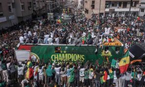 بعد التتويج بكأس أمم أفريقيا.. لاعبو السنغال يحصلون على مكافآت وأراض ساحلية