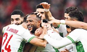 من سيفوز بالنسخة الأوروبية لكأس الأمم الأفريقية؟