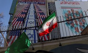 لوفيغارو: طهران وواشنطن.. بين الحرب والسلام السيئ
