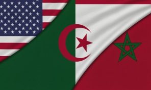 جون أفريك: الصحراء الغربية.. كيف اضطرت الجزائر والبوليساريو للتخلي عن الاستقلال؟