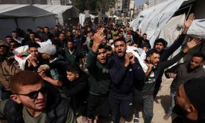 إسرائيل تستبق العيد بالمجازر وتعلن اغتيال مسؤول كبير في “القسام”
