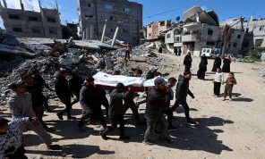 استشهاد فلسطينيين جنوب الخليل… وحصار خانق على الضفة