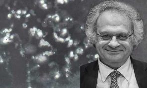 موقع مؤلف النص المؤقلم من مؤلف النص المصدر