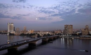 انتحار صانعة محتوى مصرية في بث مباشر بالقفز من الطابق الثالث عشر