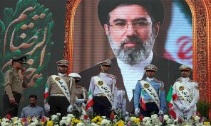 خامنئي: إدارتنا لمضيق هرمز ستؤسّس لنظام إقليمي يخرج القوات الأمريكية