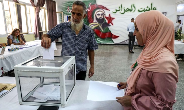 أحزاب جزائرية في حالة استنفار لتعويض مرشحيها المقصيين من سباق التشريعيات.. ودعوات للرئيس تبون بتجميد المادة 200