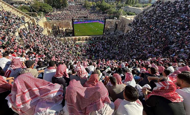 علوان ولغز القميص 11.. “1430” اسم “نشمي ونشمية” وبعد “المدرج الروماني” ولي عهد الأردن يحفز النشامى