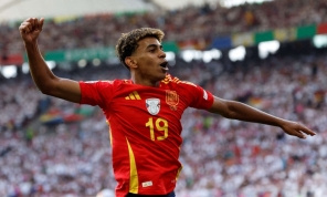 مدرب إسبانيا يتوقع جاهزية يامال لمباراة المنتخب الافتتاحية في كأس العالم 2026