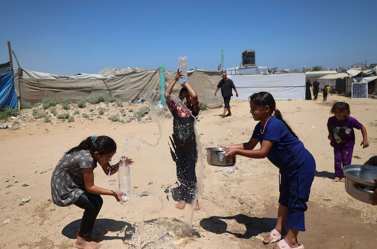 قناة عبرية تتحدث عن استبدال إسرائيل تسمية خطة تهجير الفلسطينيين من غزة