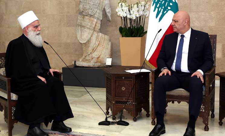 عون: لبنان لا يعيش إلا بجناحيه المسيحي والمسلم- (ت