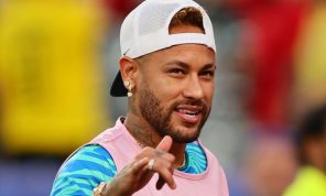 نيمار يعود إلى التدريبات مع منتخب البرازيل في كأس العالم