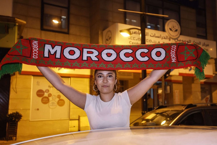 مشاهد من فرحة الشارع المغربي بتأهل  أسود الأطلس إلى دور الـ 16  بالمونديال
