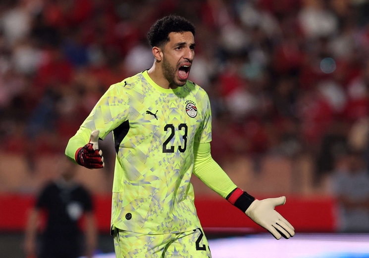 مصطفى شوبير يسير على خطى والده مع منتخب مصر