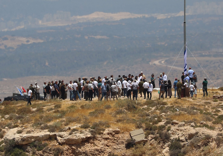 إقامة 185 بؤرة استيطانية جديدة في الضفة وطرد 118 تجمّعاً بدويا فلسطينيا خلال عامين