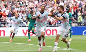 بلجيكا تعود من بعيد أمام السنغال بالفوز عليها 3-2 بعد التمديد وتبلغ ثمن النهائي