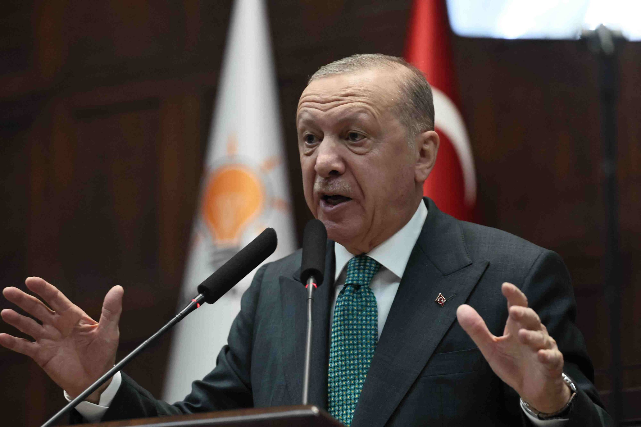 وول ستريت جورنال: علاقة أردوغان مع ترامب جعلته رصيدا مهما للناتو