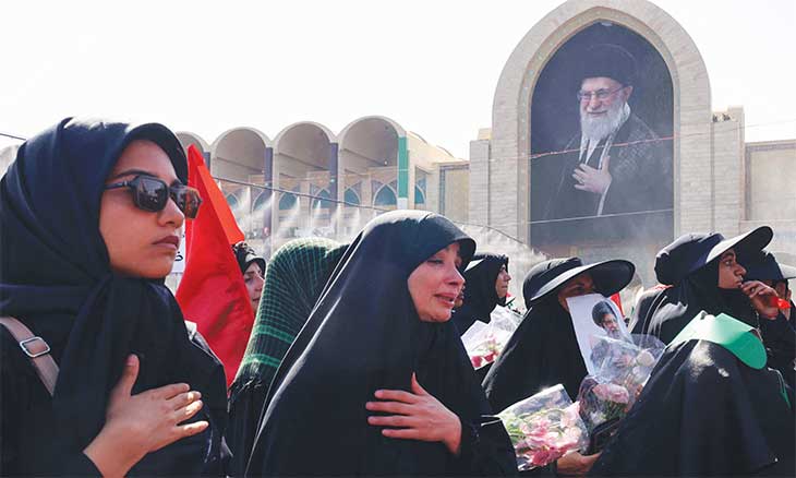  إيران تودّع خامنئي بالملايين: التشييع يوجه رسائل سياسية نحو الخارج والداخل